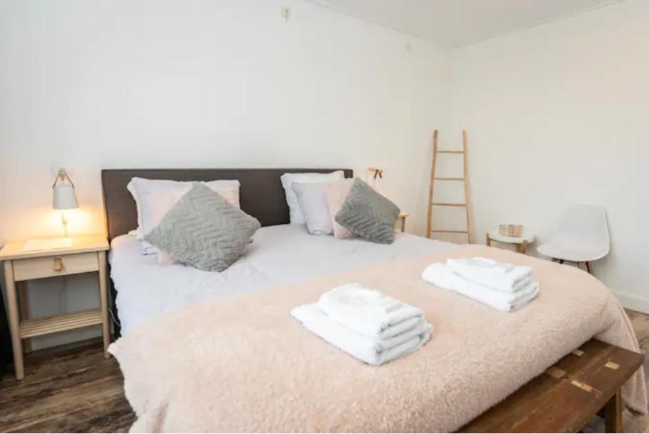 دي كوخ Bed And Breakfast Het Bureau Texel المظهر الخارجي الصورة